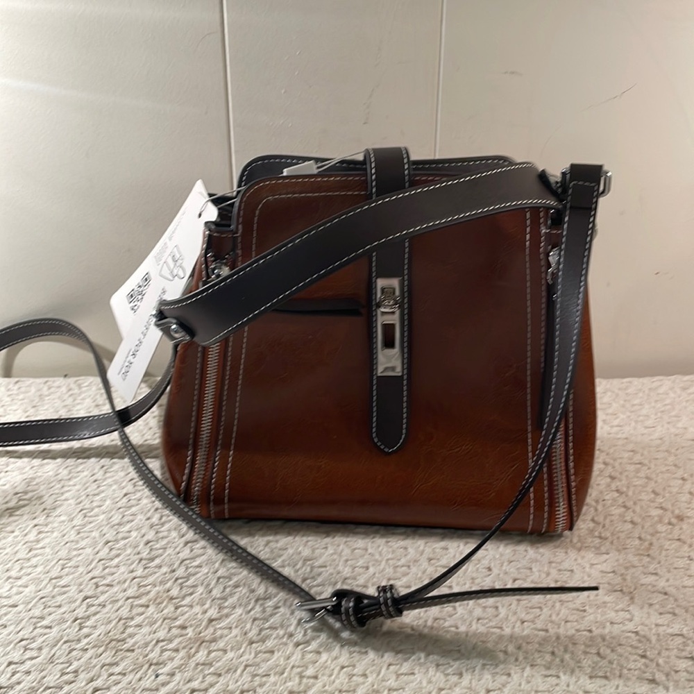 Elegant Brown Leather Handbag